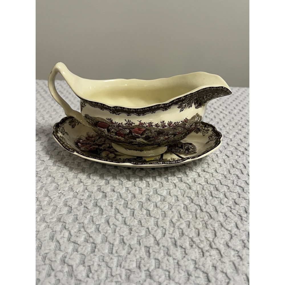 Johnson Brothers The Friendly Village Gravy Boat Underplate 2 Pc Set England